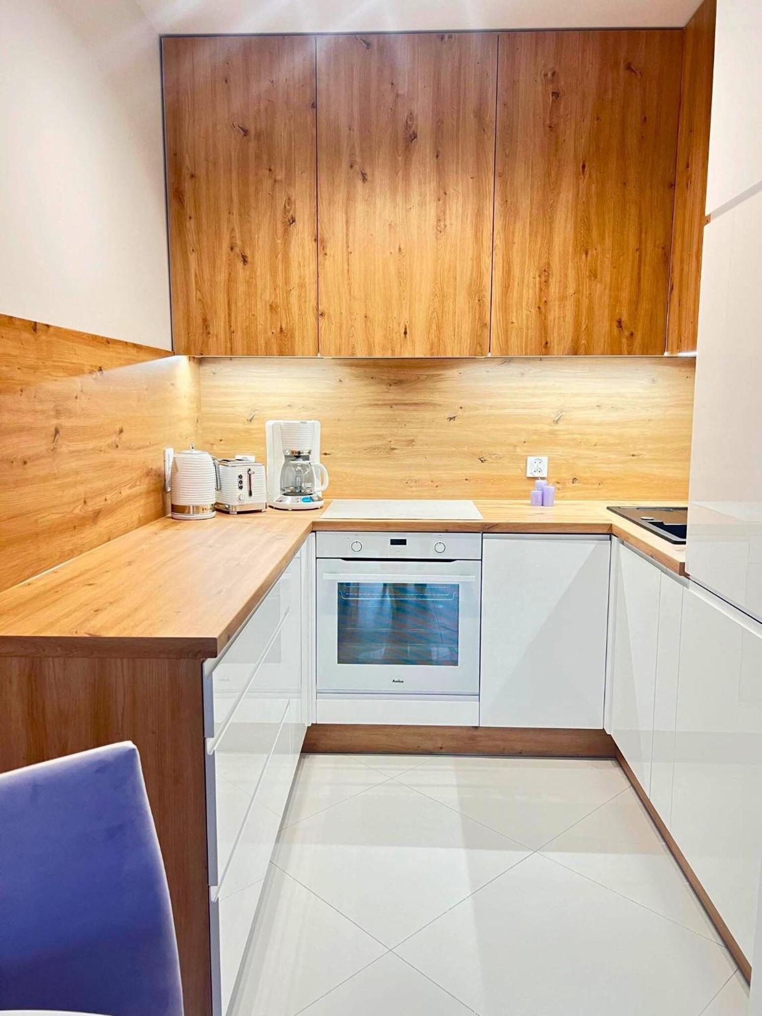 Apartament Purple Poznań Esterno foto